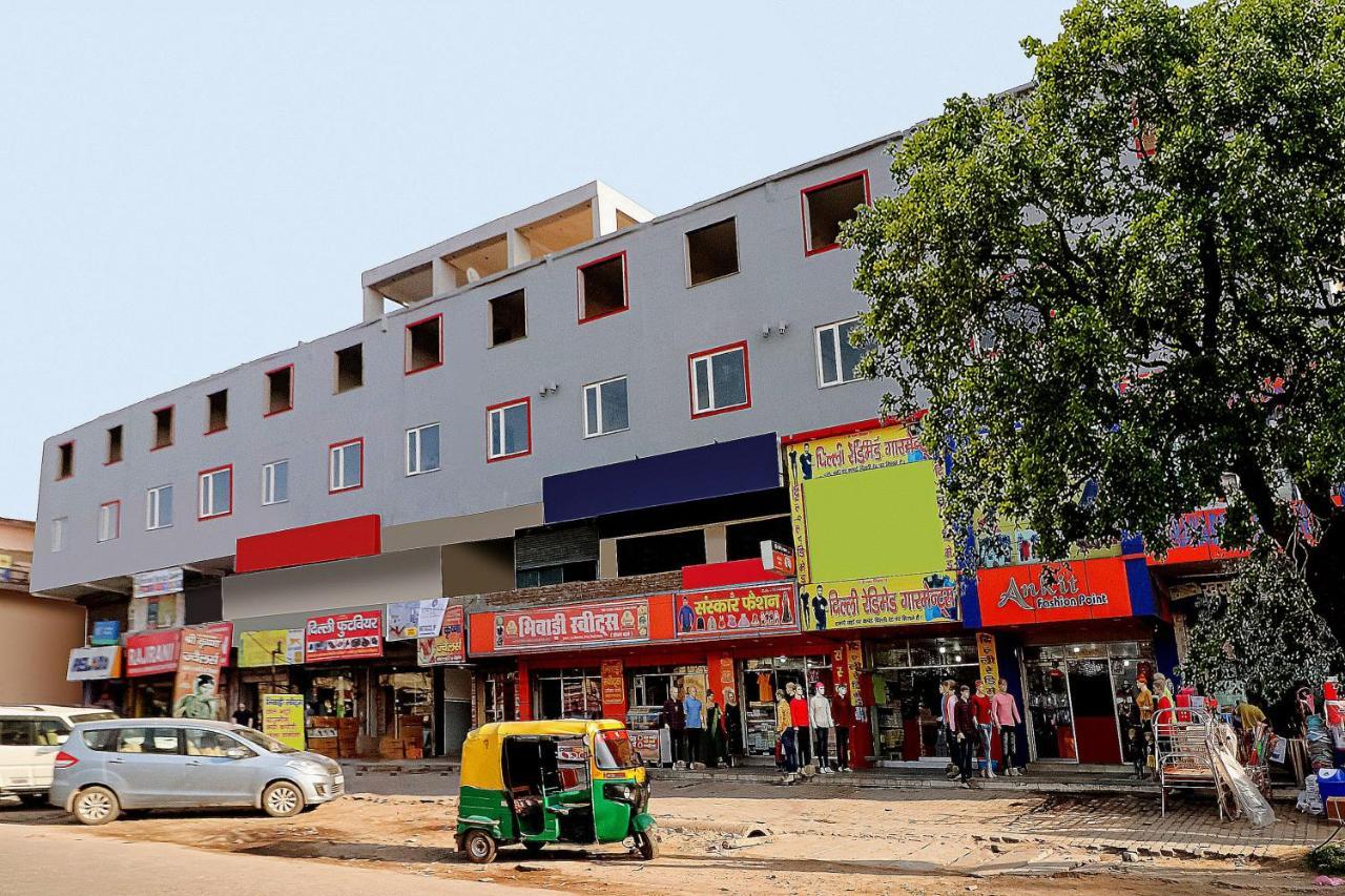 Townhall Bhiwadi Екстер'єр фото