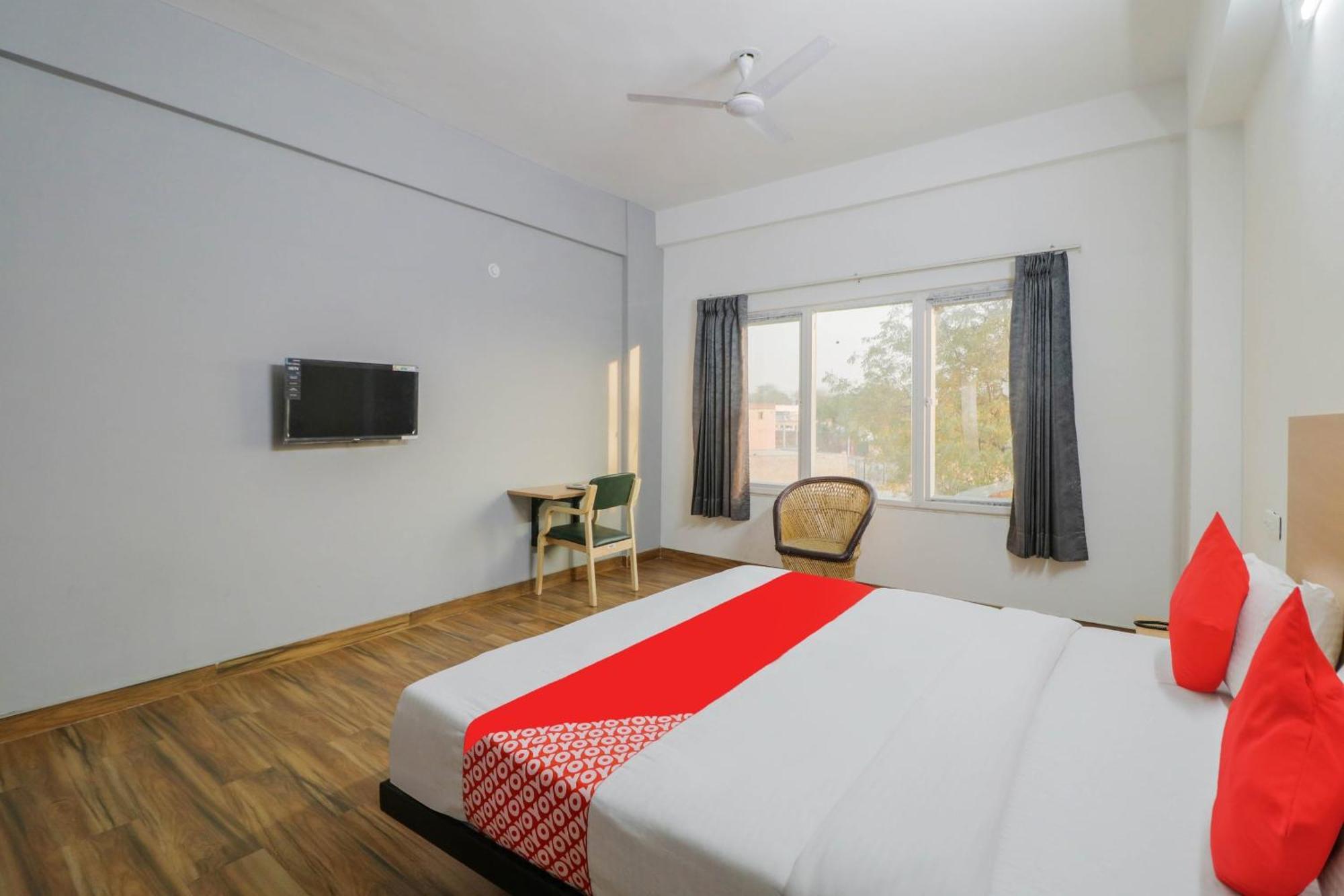 Townhall Bhiwadi Екстер'єр фото